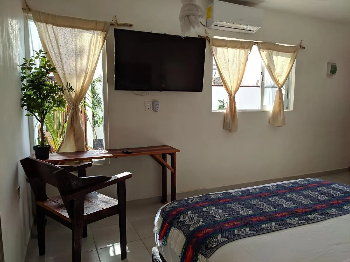 Casa Fitz Hotel Isla Mujeres 2*,  Mexico