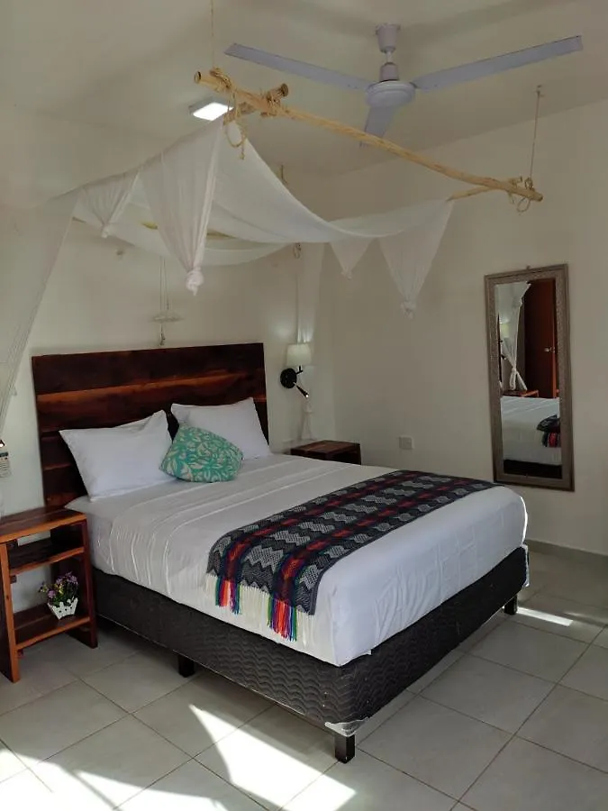 Casa Fitz Hotel Isla Mujeres 2*,  Mexico