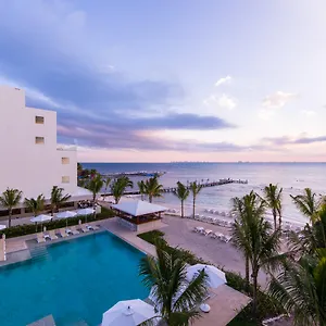 Izla Front ***** Isla Mujeres